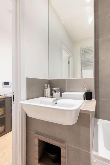 Cozy Flat In Hip East London Daire Dış mekan fotoğraf